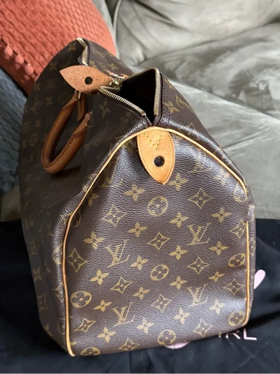 Louis Vuitton Brown Monogram Speedy 40 in VGUC. - Picture 4 of 8